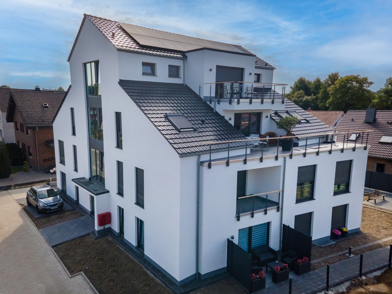 KaiserHeinrichStraße 58, 33104 SchlossNeuhaus NewLive